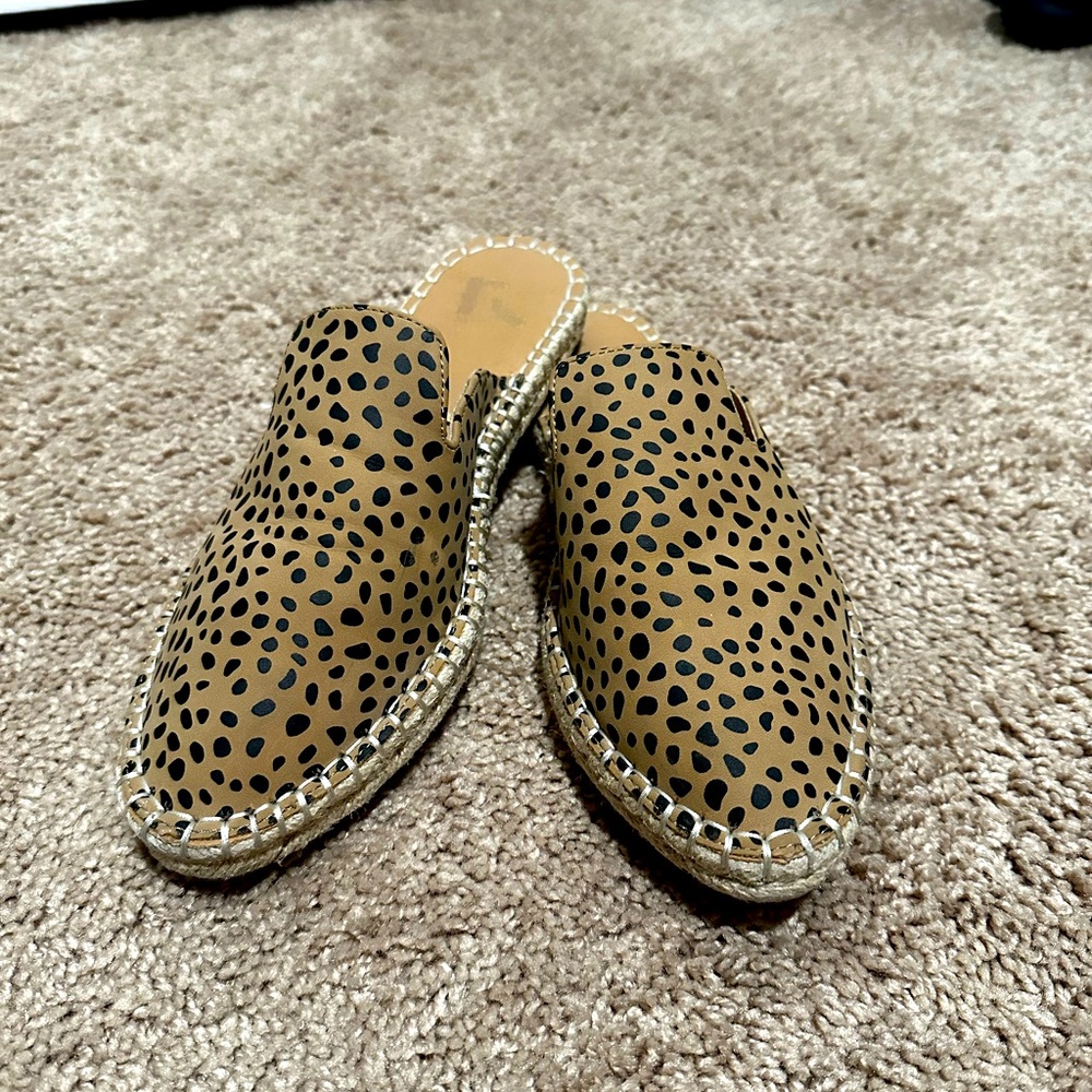 Report mules size 7.5